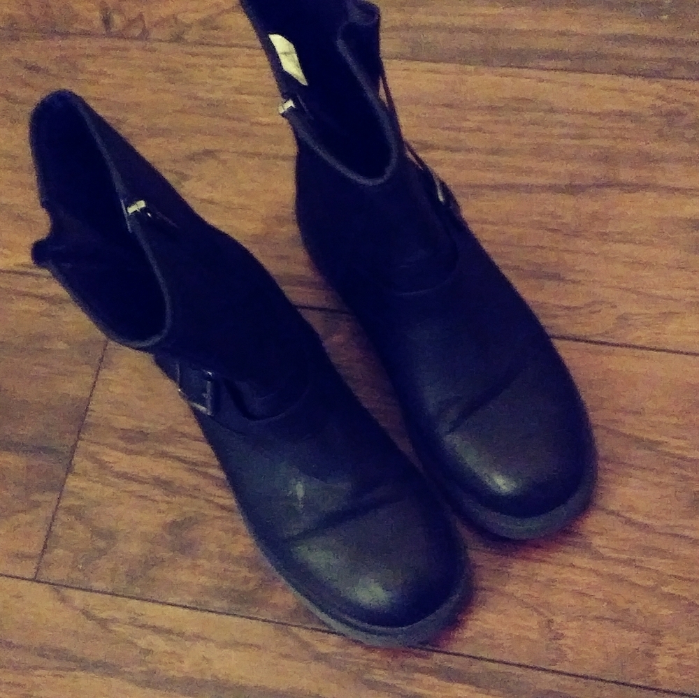 Black biker boots